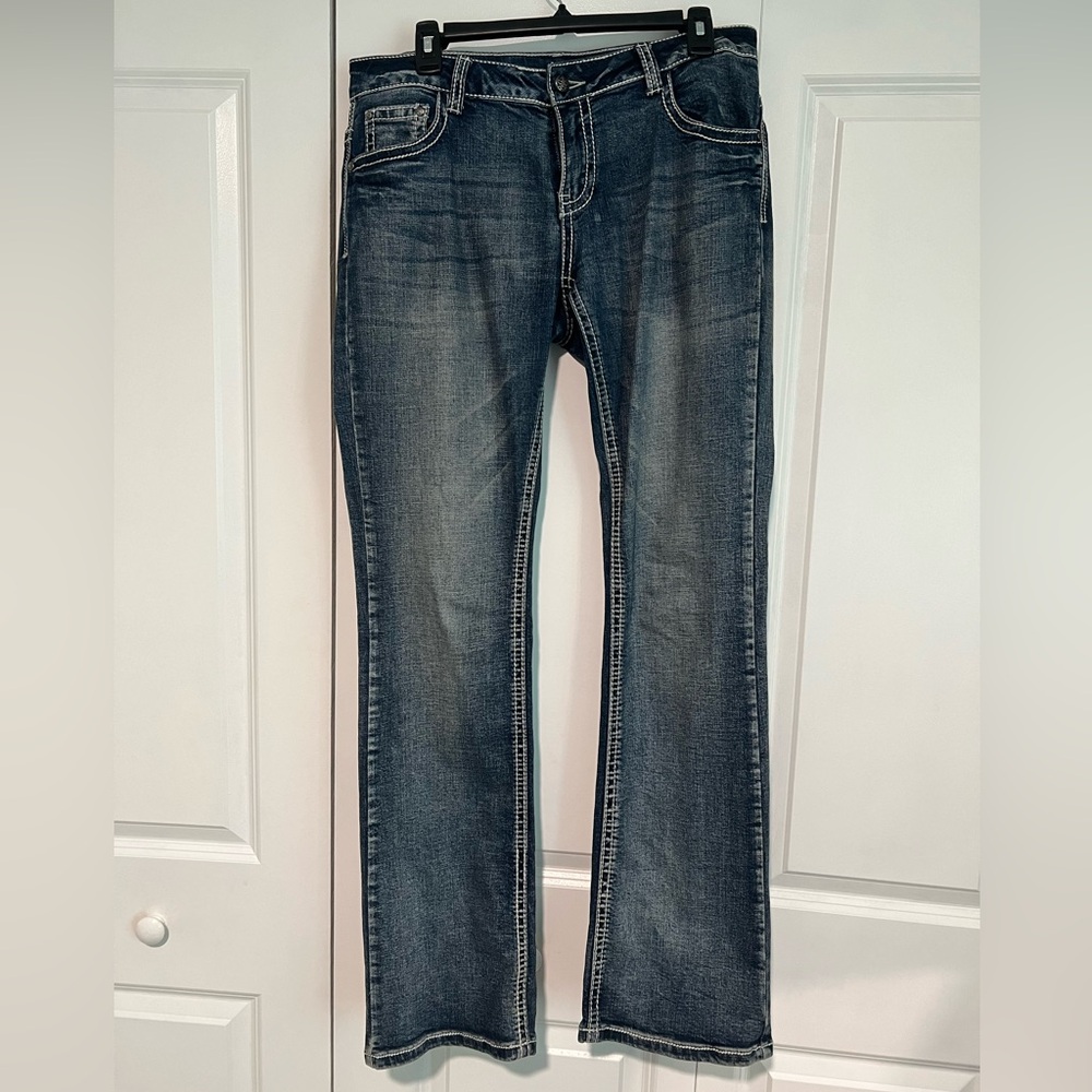 Like New Bootcut Janie Jeans